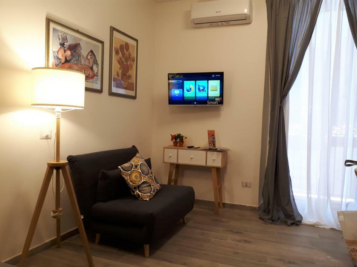 Gelso Home เนเปิลส์ ภายนอก รูปภาพ